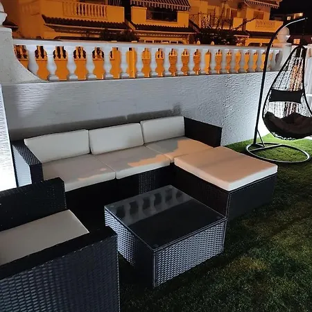 Al Lado Del Mar Вилла Торевьиа