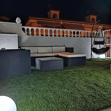 Al Lado Del Mar Торевьиа